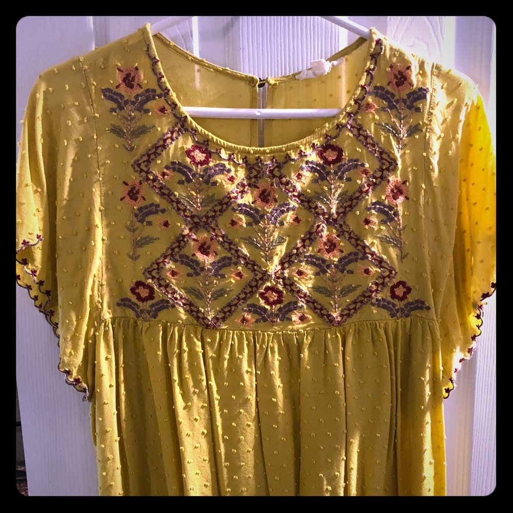 Blouse with Embroidery